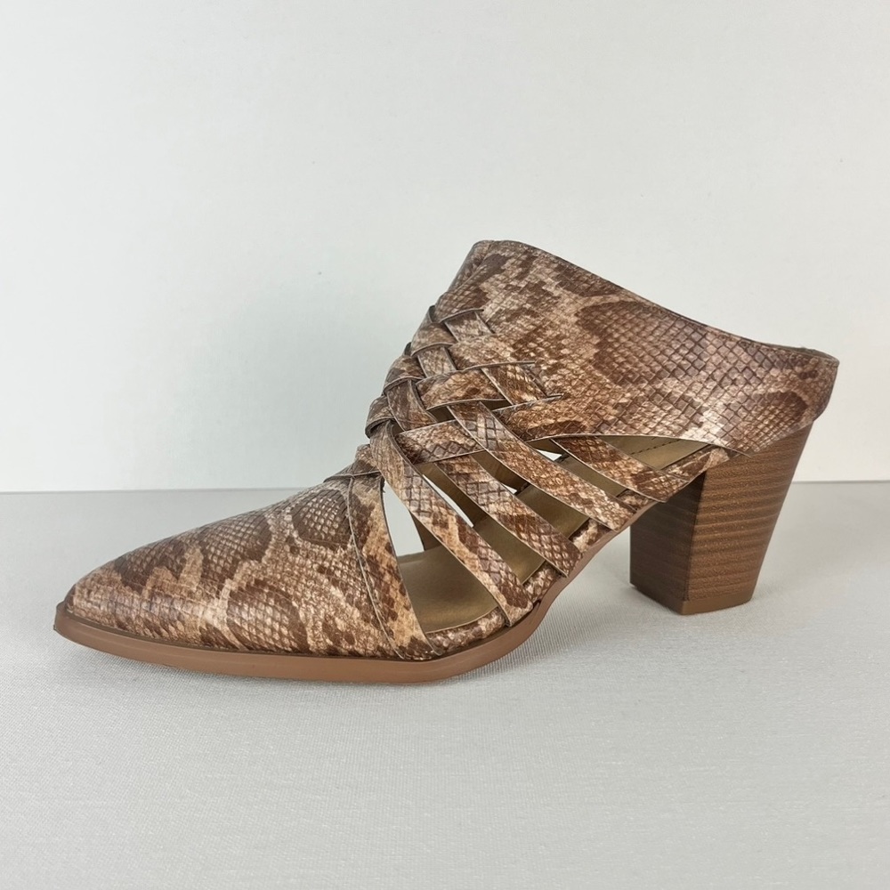 Comfort Est. 1946 mule heels